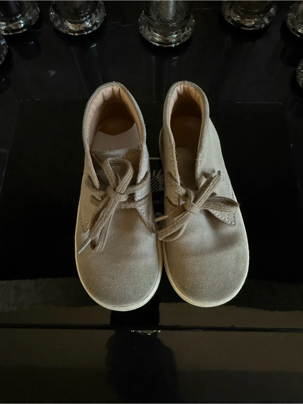 Junior Tod’s classic tan